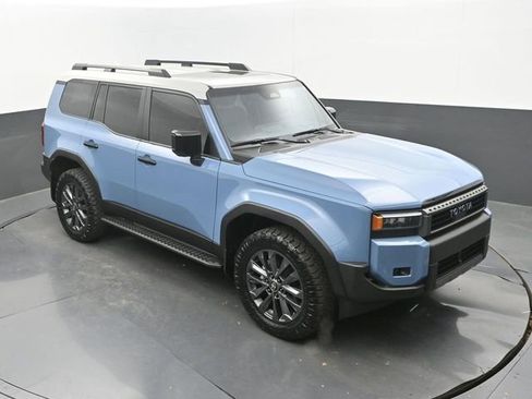 Used 2025 Toyota Land Cruiser w/ Premium Package image 27