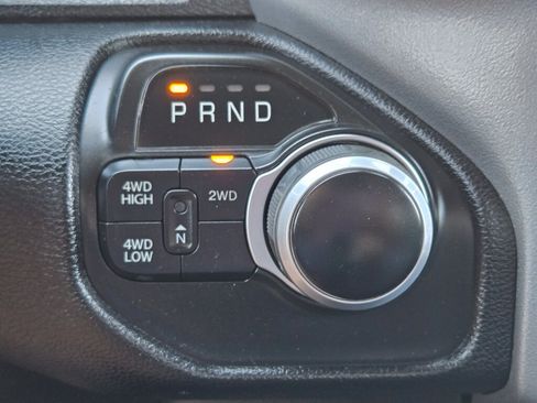 Certified 2024 RAM 2500 Big Horn AWD/4WD image 24