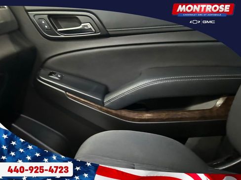 Used 2019 Chevrolet Tahoe LS w/ Enhanced Driver Alert Package AWD/4WD image 12