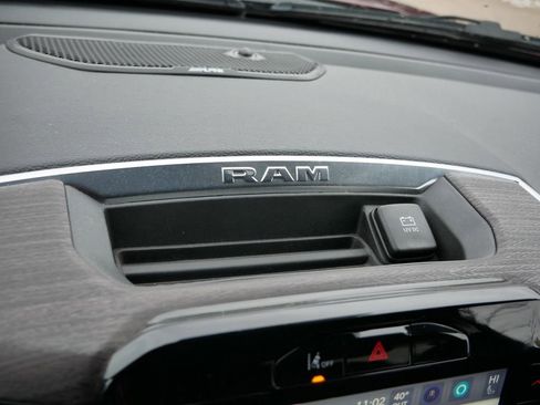 Used 2025 RAM 1500 Laramie image 40