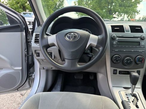 Used 2011 Toyota Corolla LE FWD image 16