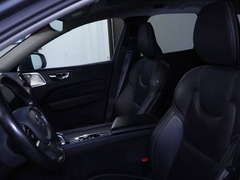 Used 2019 Volvo XC60 T8 Inscription w/ Advanced Package AWD/4WD image 16