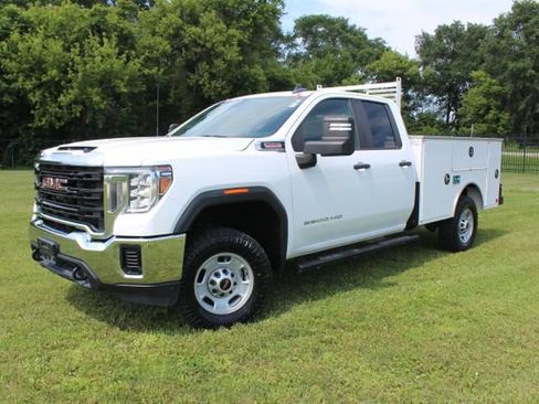 Used 2023 GMC Sierra 2500 Pro w/ Convenience Package AWD/4WD image 2