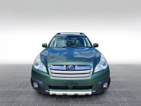 Used 2014 Subaru Outback 2.5i Limited AWD/4WD image 2