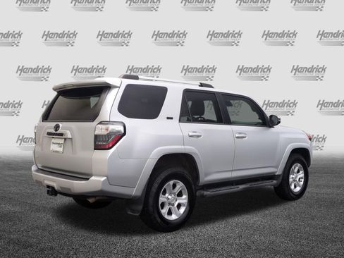 Used 2021 Toyota 4Runner SR5 Premium w/ Moonroof Package AWD/4WD image 10