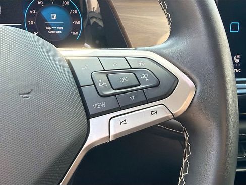 Used 2024 Volkswagen Atlas SE image 38