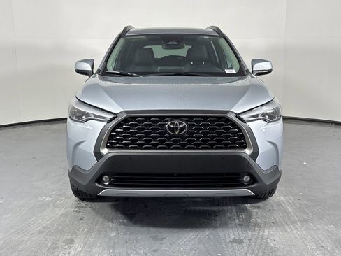 Certified 2023 Toyota Corolla Cross XLE w/ Convenience Package image 2