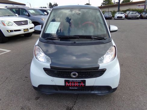 Used 2015 smart fortwo passion image 5