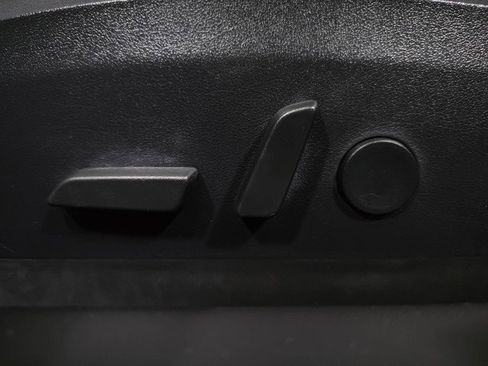 Used 2019 Tesla Model 3 Standard Range Plus image 29