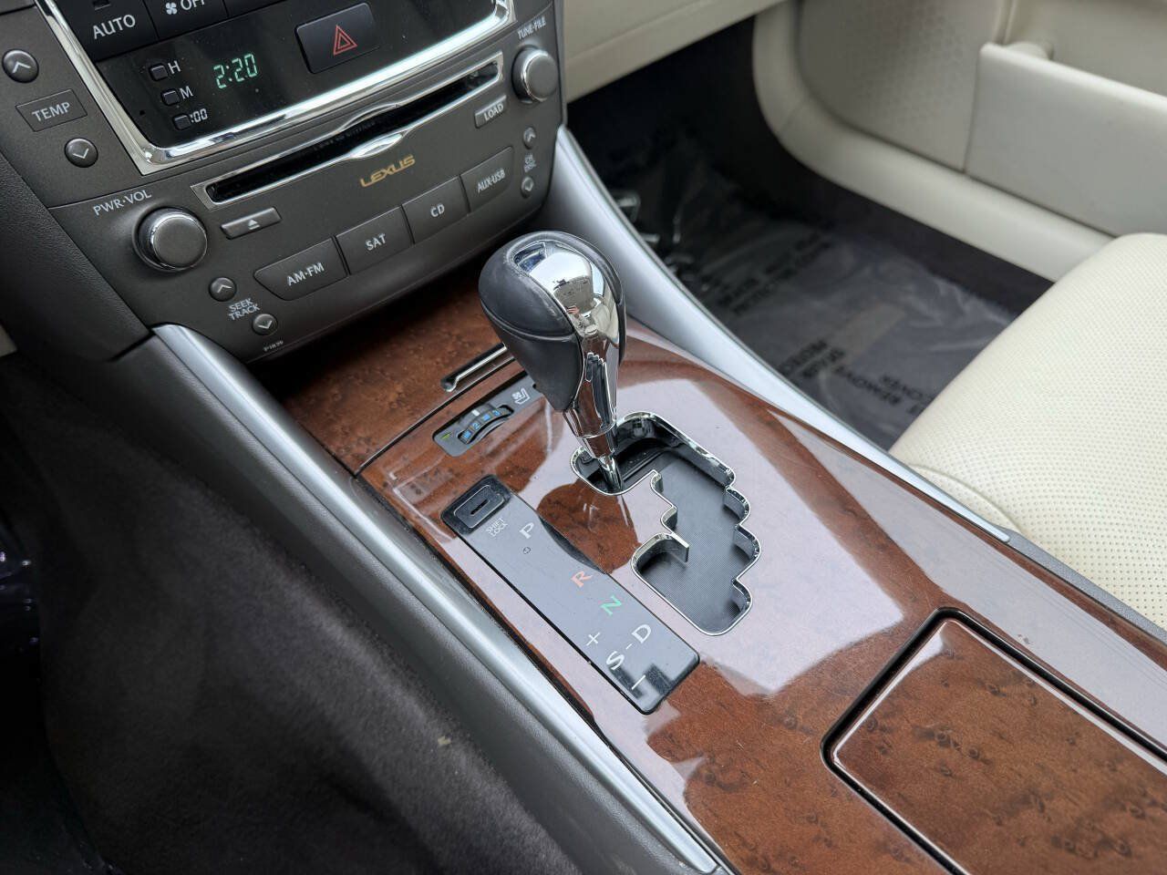 Used 2011 Lexus IS 250 AWD w/ Luxury Plus Value Edition image 21