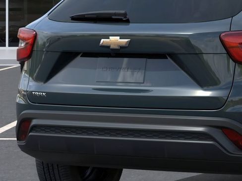 New 2026 Chevrolet Trax LS FWD image 14