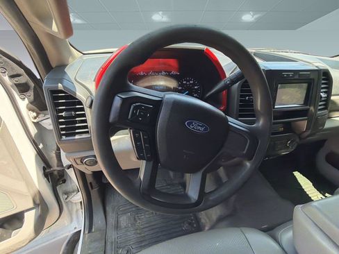 Used 2018 Ford F250 XL w/ Power Equipment Group AWD/4WD image 11