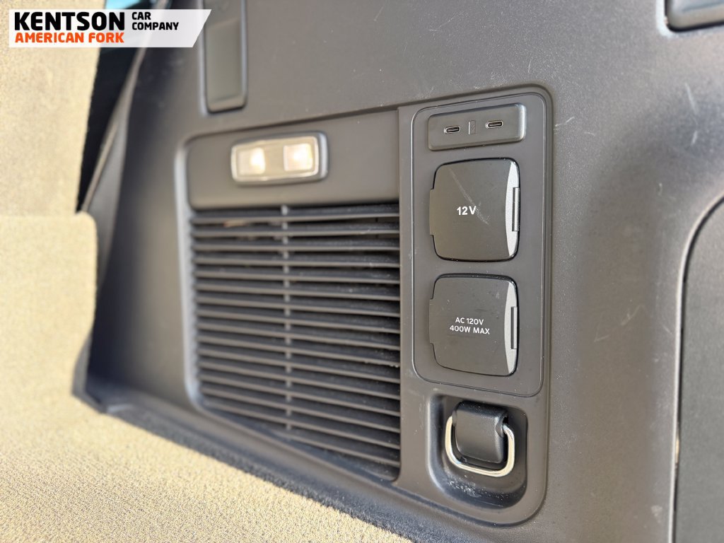 Used 2025 Ford Expedition Tremor AWD/4WD image 31