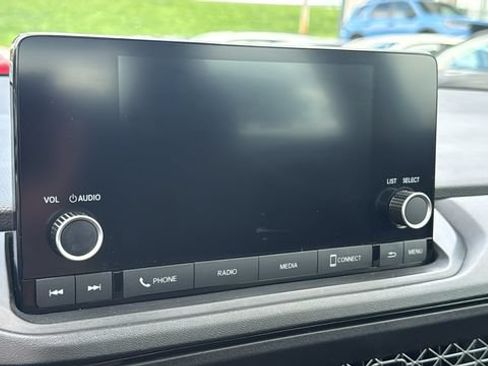 Used 2023 Honda Accord EX image 17