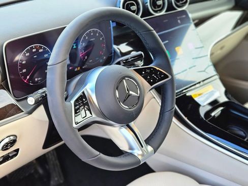 New 2026 Mercedes-Benz GLC 300 4MATIC image 18