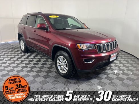 Used 2018 Jeep Grand Cherokee Laredo image 1