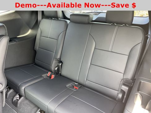 New 2026 GMC Acadia Elevation w/ Elevation Premium Package FWD image 18