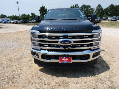 New 2026 Ford F250 XLT w/ XLT Premium Package AWD/4WD image 11