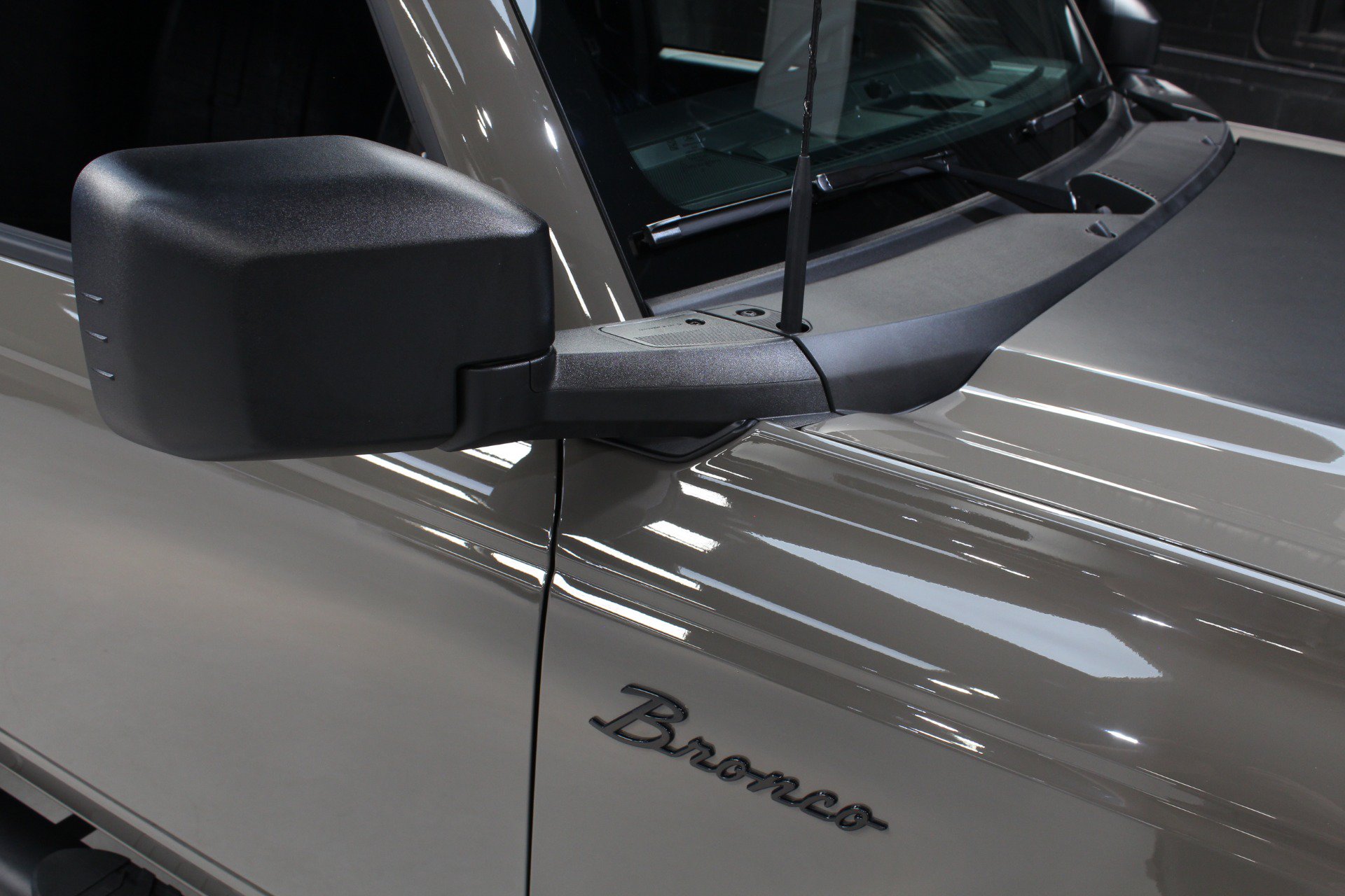 Used 2025 Ford Bronco 4-Door AWD/4WD image 7