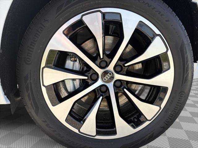 New 2026 Audi Q3 quattro 2.0T AWD/4WD image 9