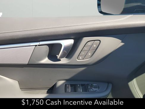 New 2026 Buick Enclave Sport Touring w/ Power Package FWD image 29