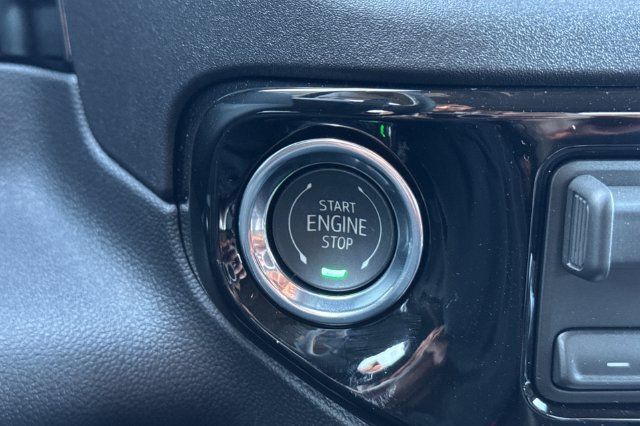 New 2026 Chevrolet Silverado 1500 RST w/ Redline Edition AWD/4WD image 32