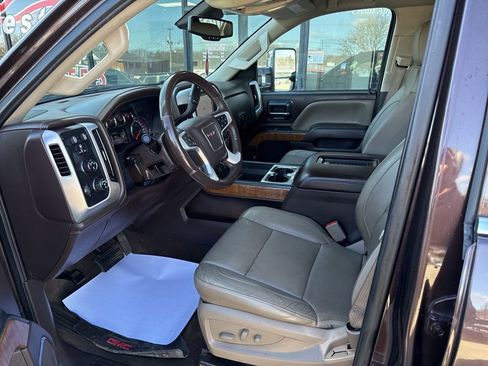 Used 2016 GMC Sierra 2500 SLT w/ Driver Alert Package image 23