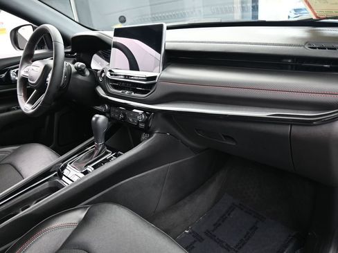 Used 2023 Jeep Compass Trailhawk image 44