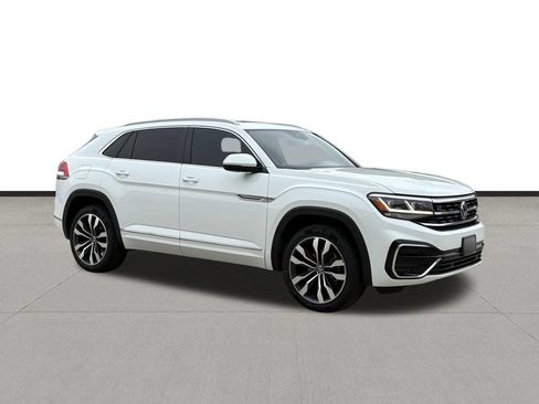 Used 2022 Volkswagen Atlas Cross Sport SEL R-Line AWD/4WD image 3