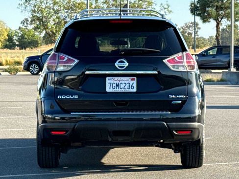 Used 2014 Nissan Rogue SL image 5