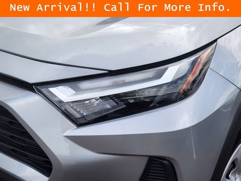 Used 2025 Toyota RAV4 LE FWD image 5