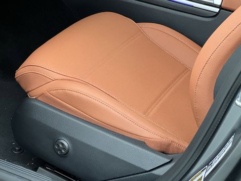 Used 2026 Mercedes-Benz C 300 C 300 image 12