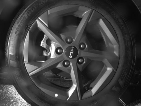 Used 2025 Kia K4 LXS image 15