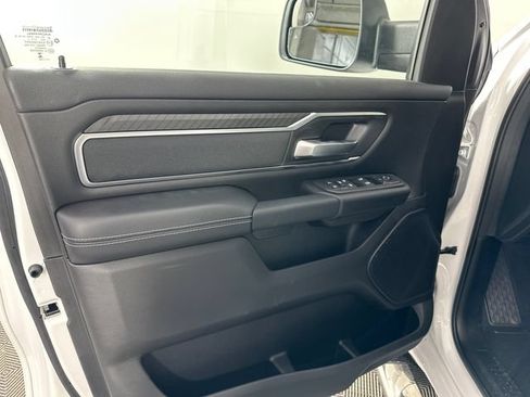 New 2026 RAM 1500 4x4 Crew Cab image 17