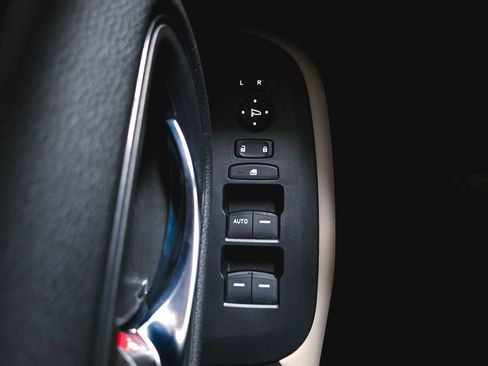 Certified 2024 Honda HR-V LX image 21