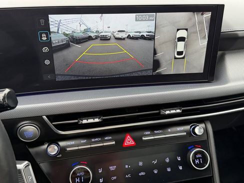 Certified 2025 Hyundai Sonata Limited FWD image 19