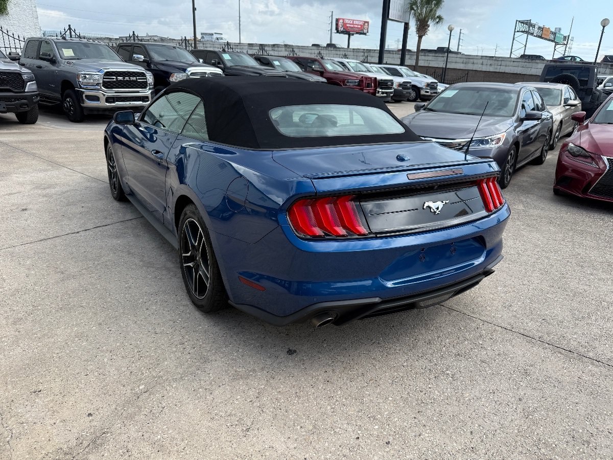 Used 2023 Ford Mustang Premium RWD image 6