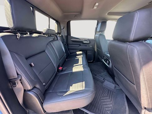 Used 2022 Chevrolet Silverado 1500 LTZ w/ LTZ Premium Package AWD/4WD image 26
