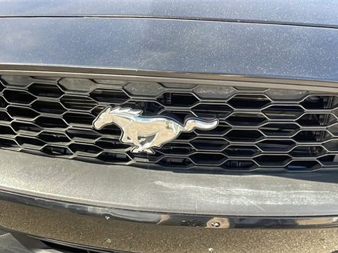 Used 2020 Ford Mustang Premium image 9