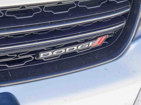 Used 2020 Dodge Charger SXT image 5