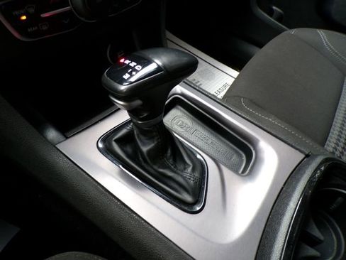 Used 2022 Dodge Charger SXT w/ Driver Convenience Group image 27