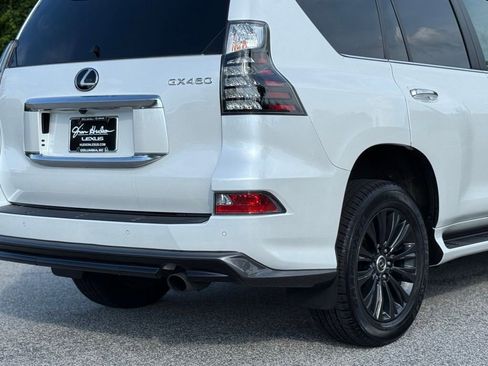 Certified 2023 Lexus GX 460 Premium w/ Accessory Package AWD/4WD image 16