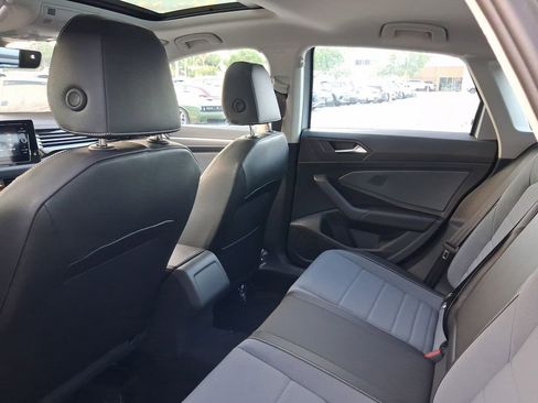 New 2026 Volkswagen Jetta SE FWD image 5