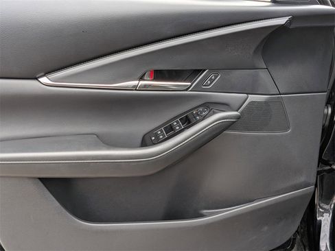 Used 2025 MAZDA CX-30 AWD 2.5 S w/ Preferred Package image 11