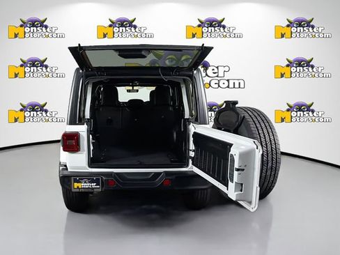 Used 2021 Jeep Wrangler Unlimited Sahara w/ Uconnect 4C Nav & Sound Group image 26