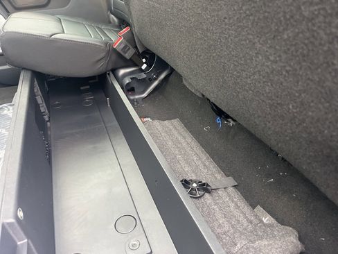 New 2025 Ford F250 Platinum image 15