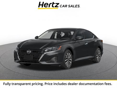 Used 2025 Nissan Altima 2.5 SV FWD image 1