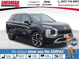 Used 2024 Mitsubishi Outlander 4WD Plug-In Hybrid video 1