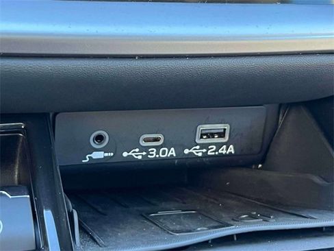 Used 2023 Subaru Outback Limited image 34