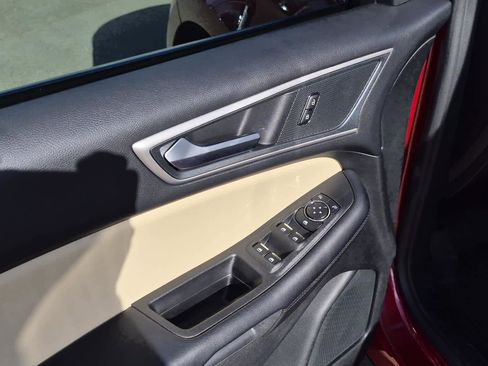 Used 2024 Ford Edge SEL w/ Convenience Package image 14